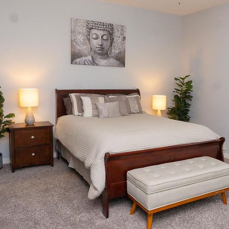 Modern Retreat By Golf Course - 3 Bedrooms And Office Space Horizon City Exterior photo