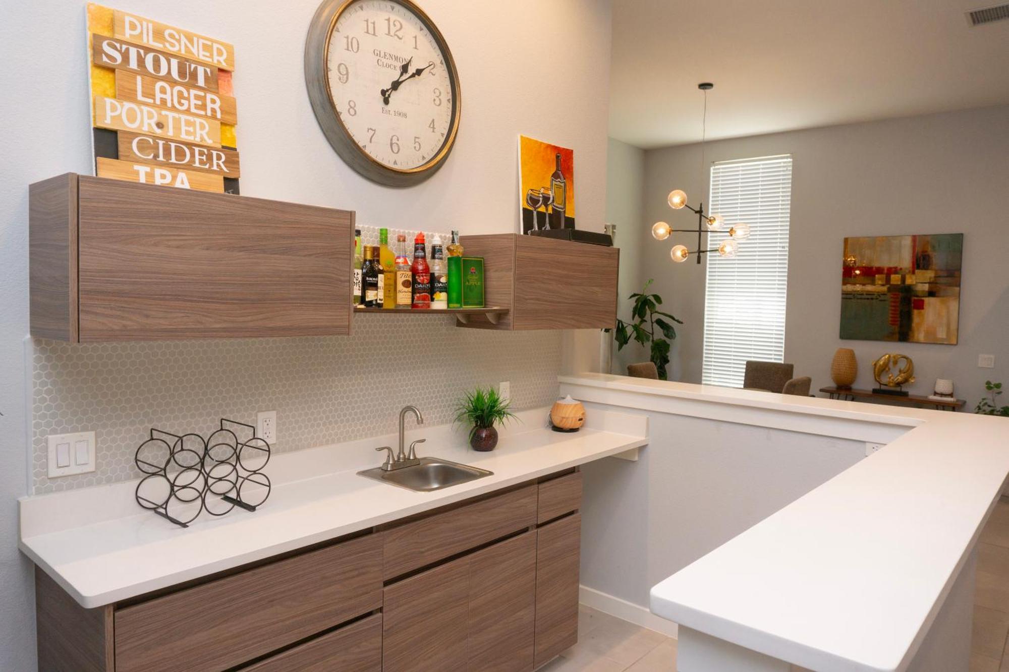 Modern Retreat By Golf Course - 3 Bedrooms And Office Space Horizon City Exterior photo